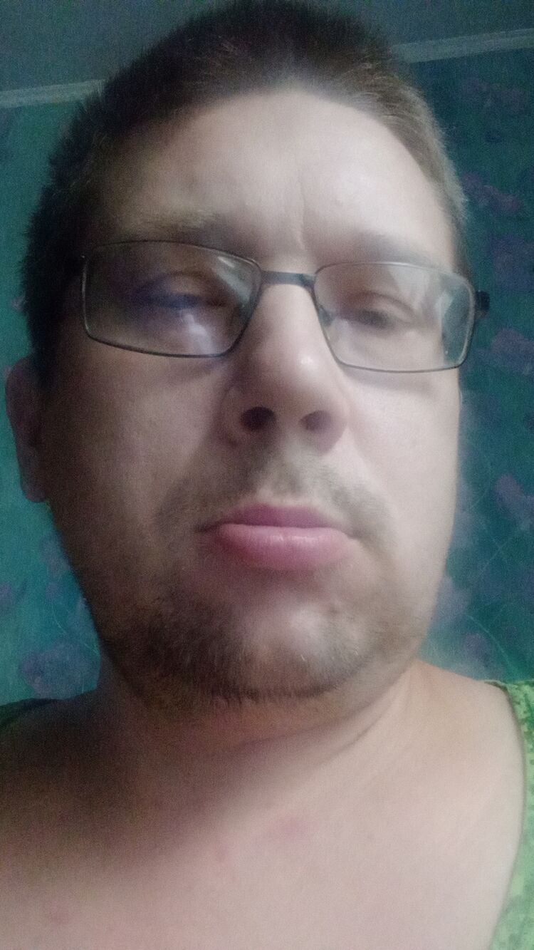  28383258  , 44 ,    