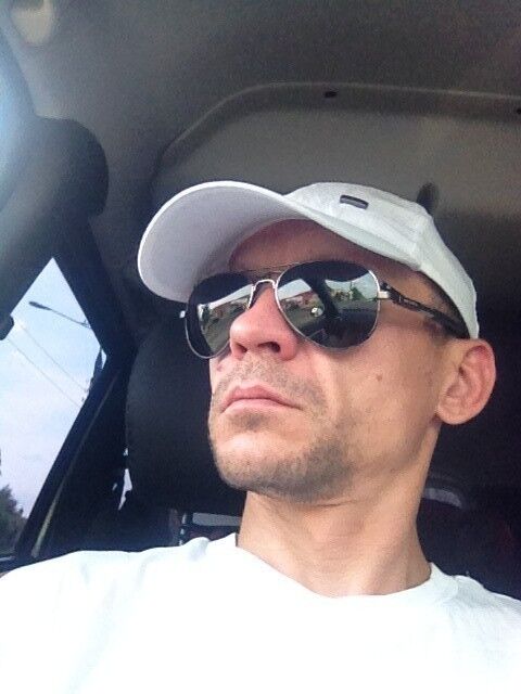  8291708  Oleg, 44 ,    