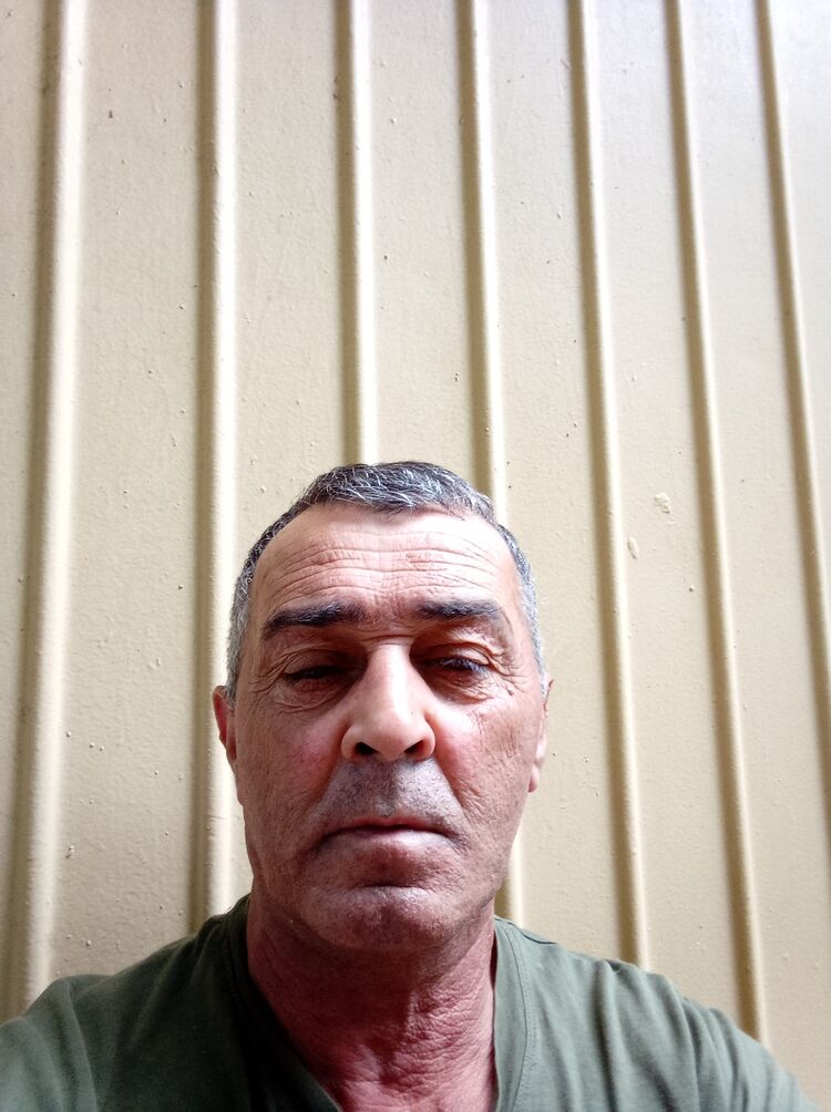  27701588  Kamran, 59 ,    