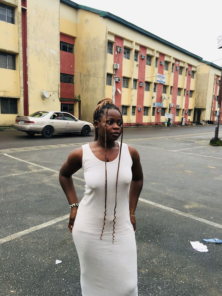  Lagos,   Ushie, 24 ,     , c , 