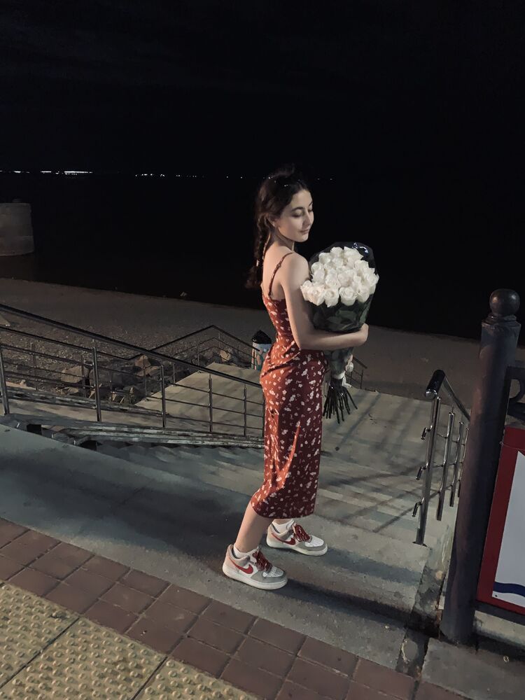  44922758  , 19 ,    -