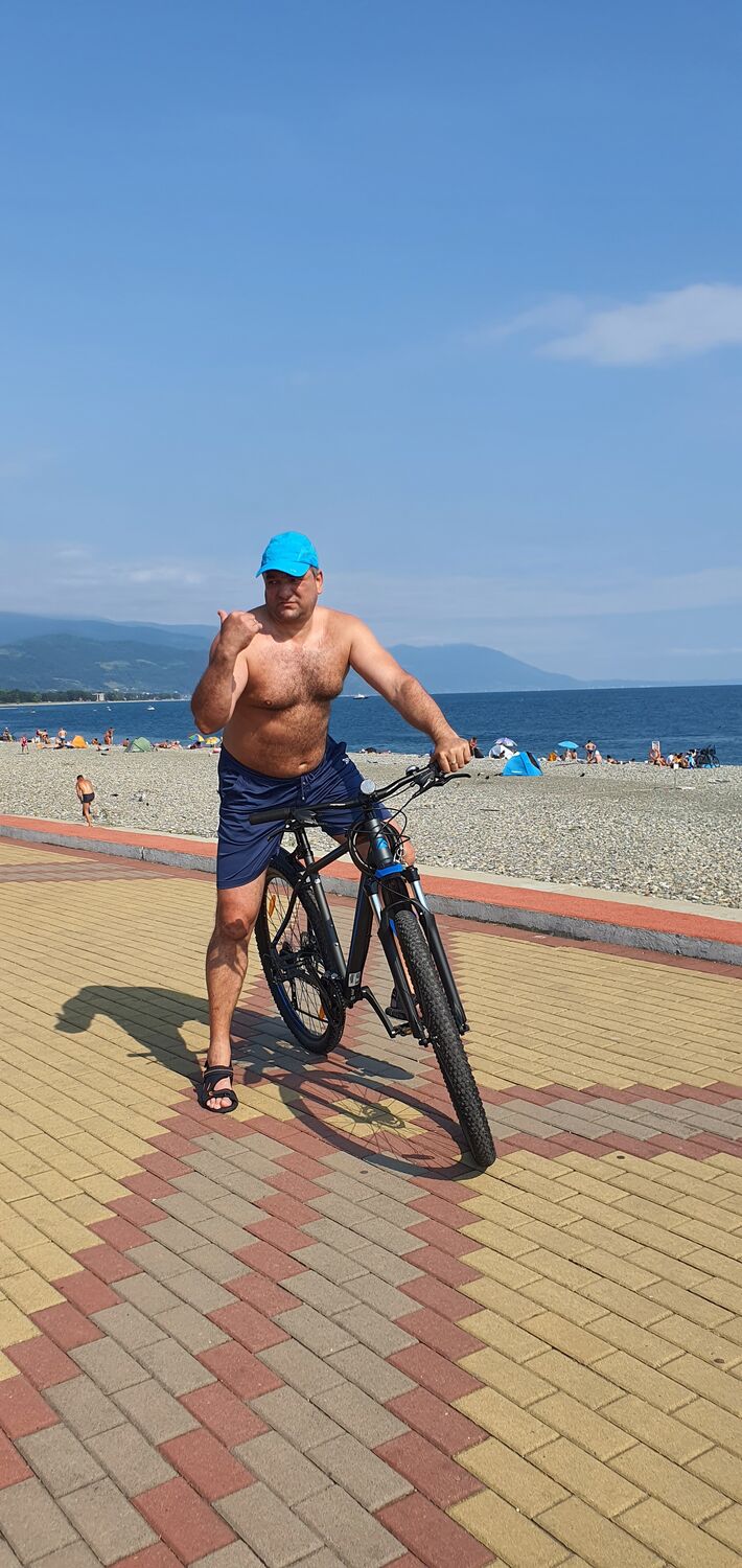  29412238  Oleg, 56 ,    