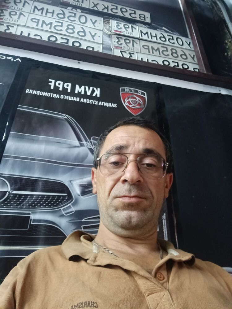  ,   SarkiS, 40 ,     , c , 
