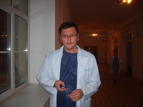  4695368  Vadim, 51 ,    