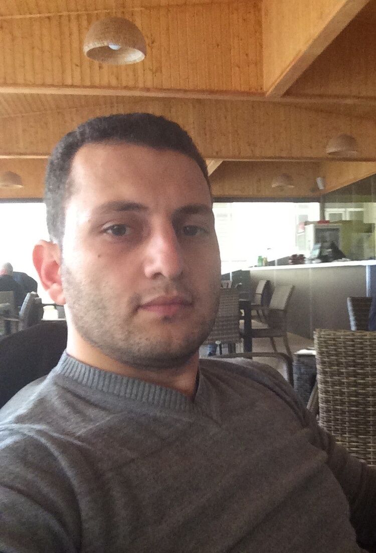  5174878  Mikail, 38 ,    
