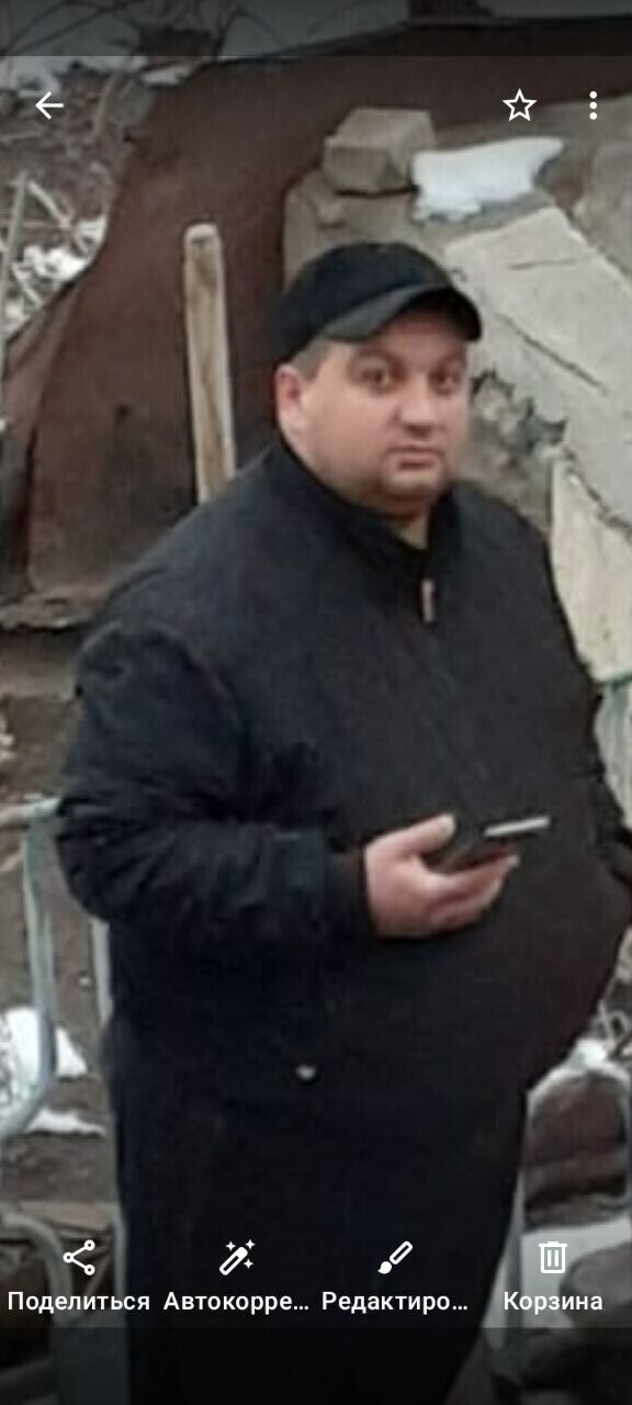  26731458  Artur, 42 ,    