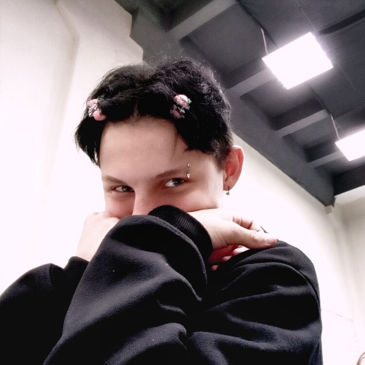 ���� 31214898 ����� ������, 22 ����, ���� ���������� � �������