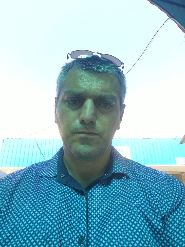  28232748  , 52 ,    