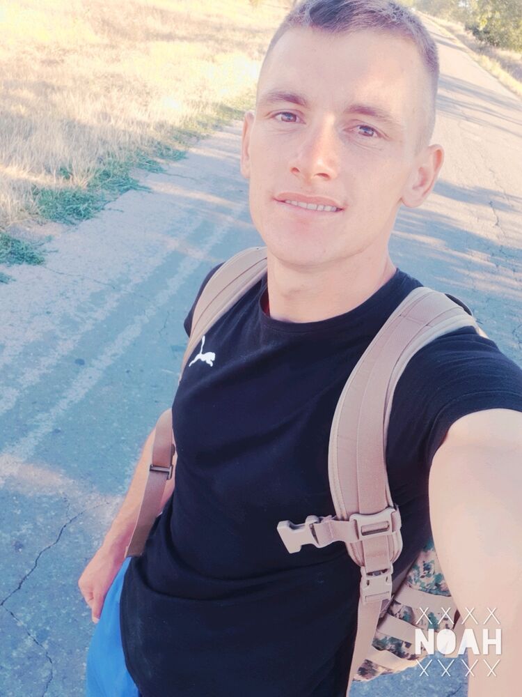  50832758  Alexandru, 28 ,    