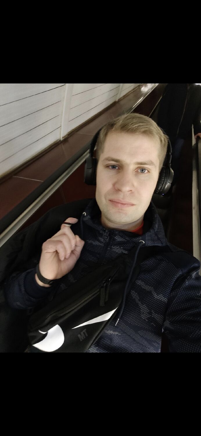  27445808  Alex, 35 ,    