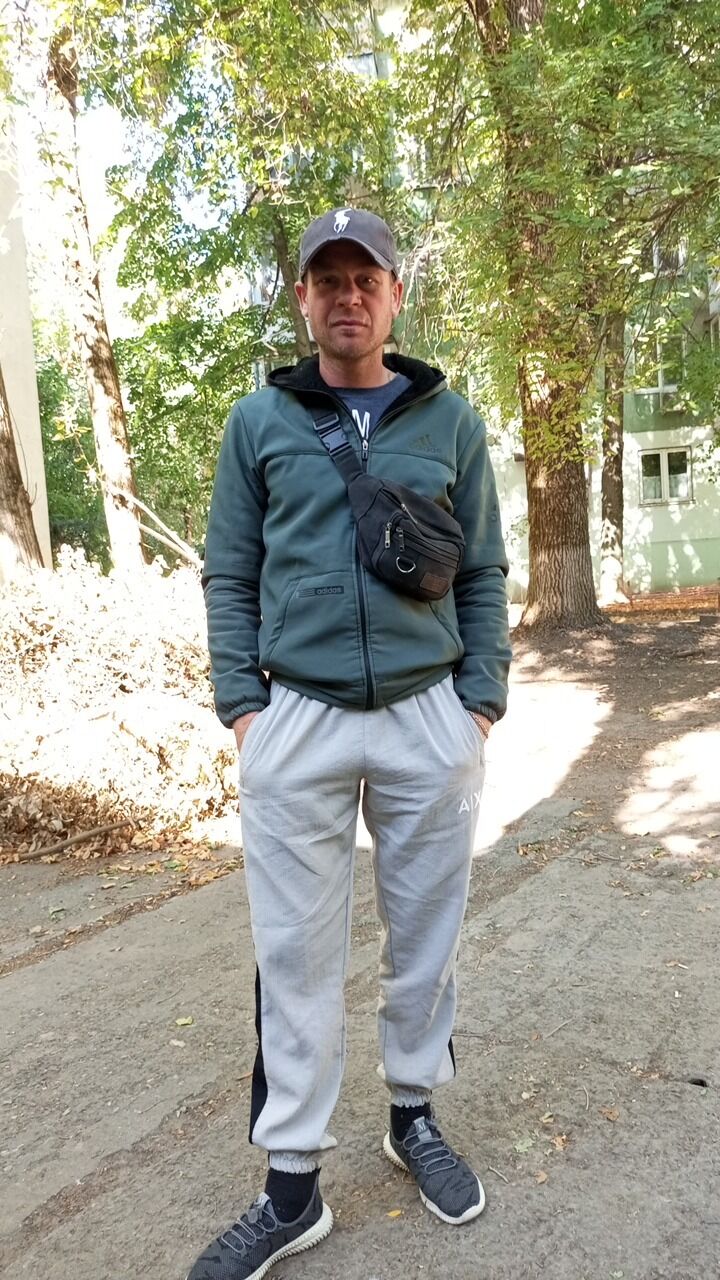  53815058  , 37 ,    --