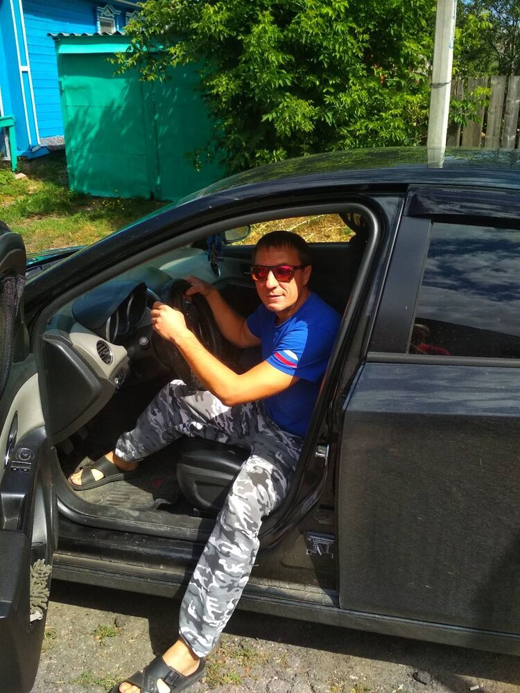  30834008  Andrey, 45 ,     