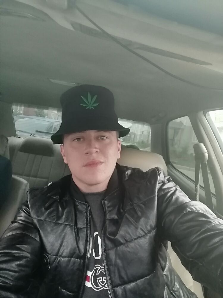  27494248  , 27 ,    -