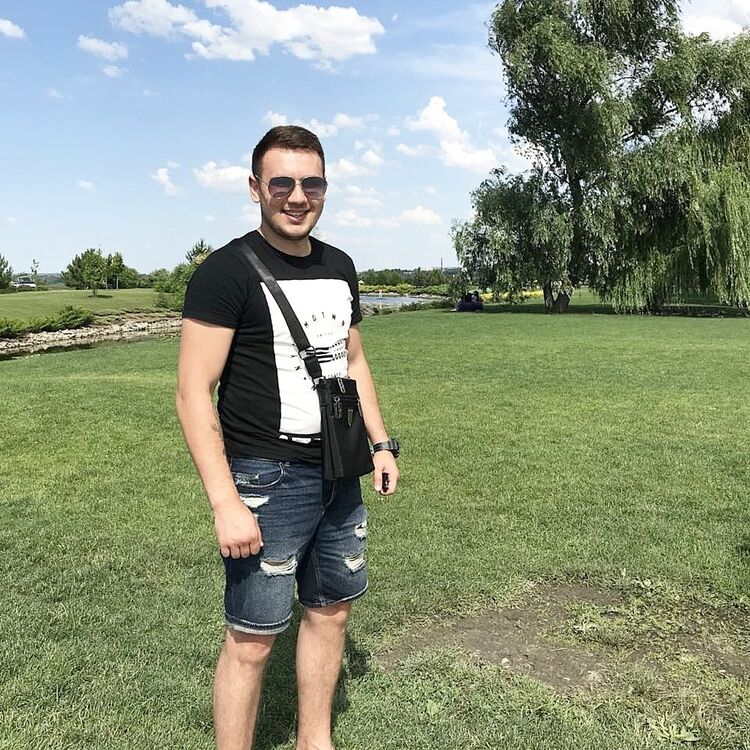  12588568  , 34 ,    