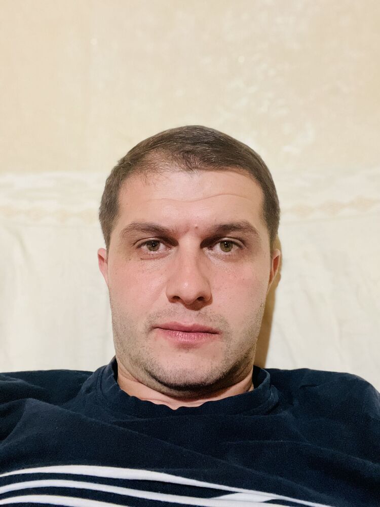  ,   Lasha, 32 ,   ,   