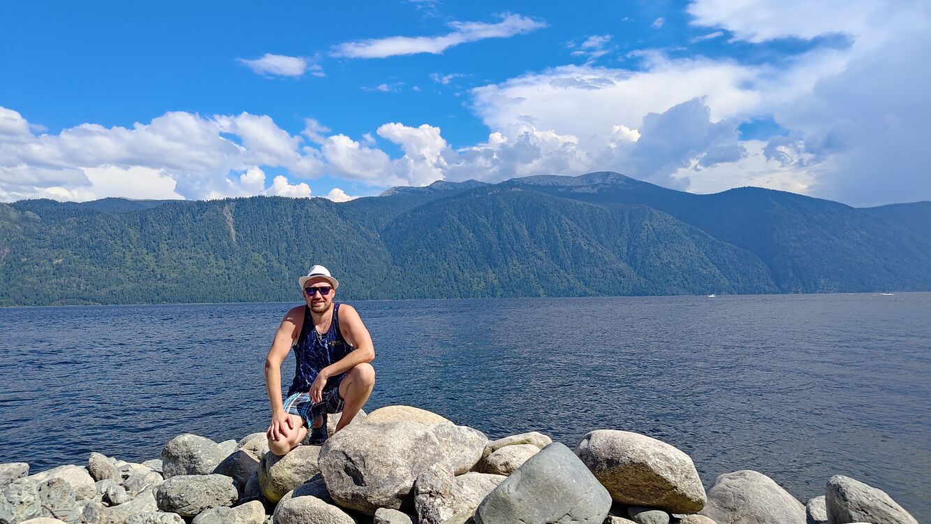  49111258  Unkind, 42 ,    