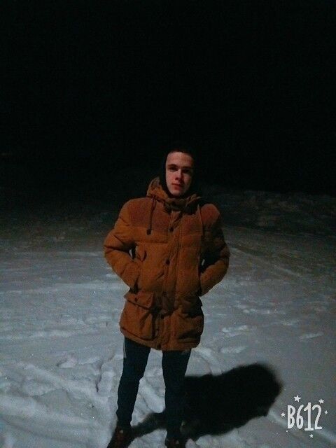  ,   Sergei, 25 ,   ,   , c 