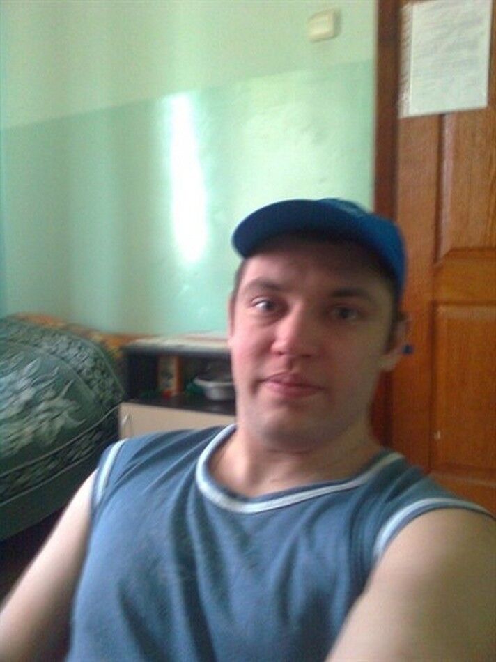  ,   Kostia, 38 ,   ,   , c 
