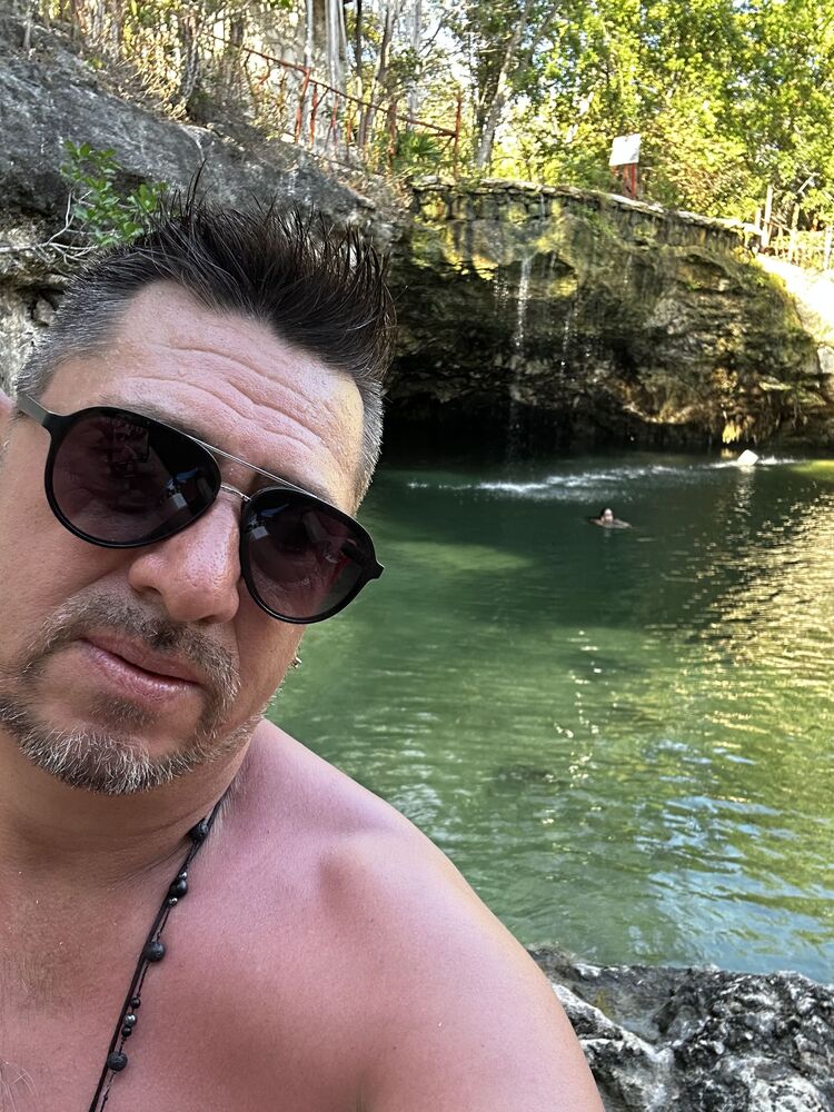  Toto,   Ivan chaverr, 47 ,     , c , 
