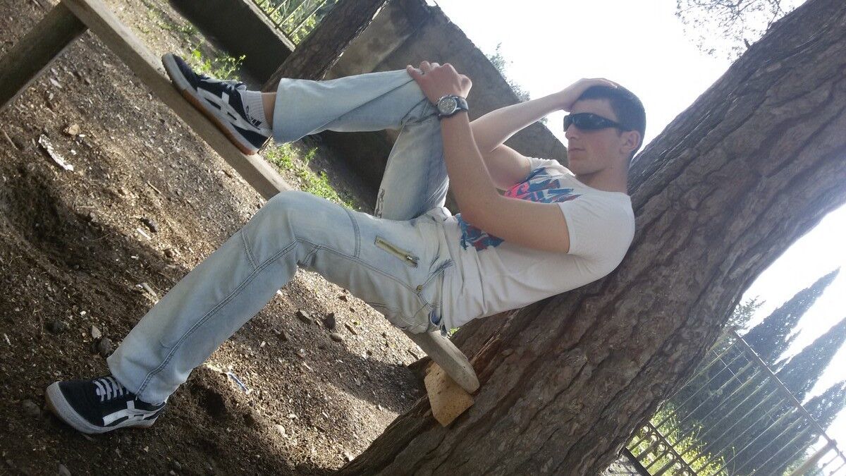 7193208  Davo, 29 ,    