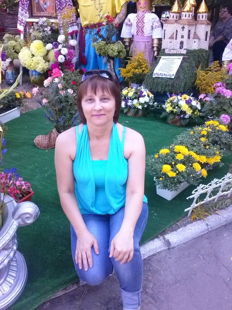  ,   Svetlana, 60 ,  