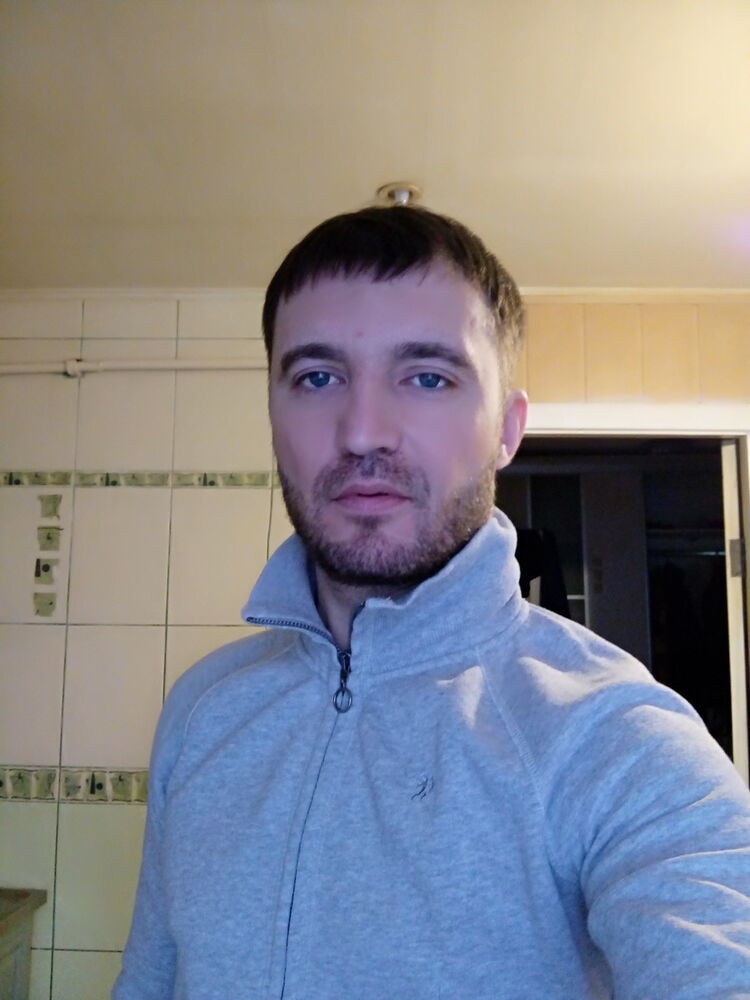  12208728  , 42 ,    