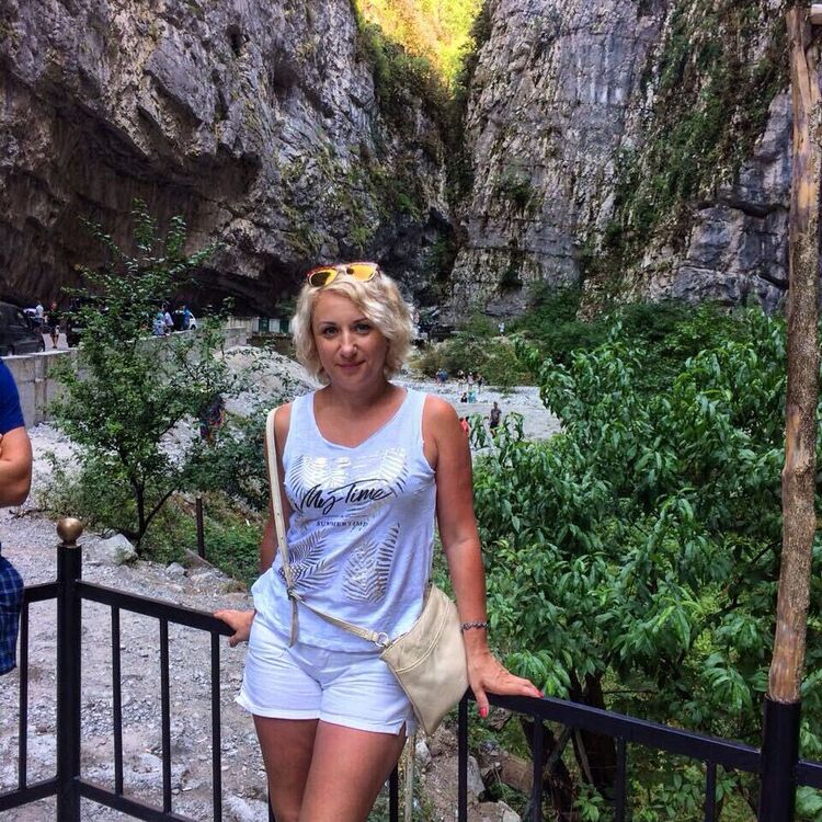  51876028  , 45 ,    -