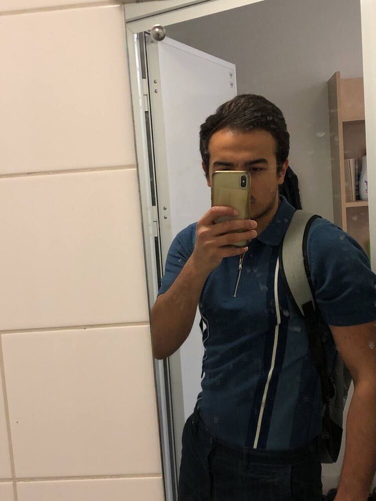  49547468  , 26 ,    