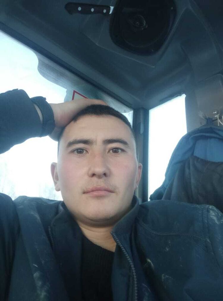  27728048  , 32 ,    