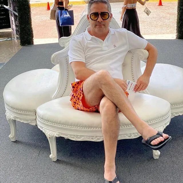  54472098  Henry, 55 ,    