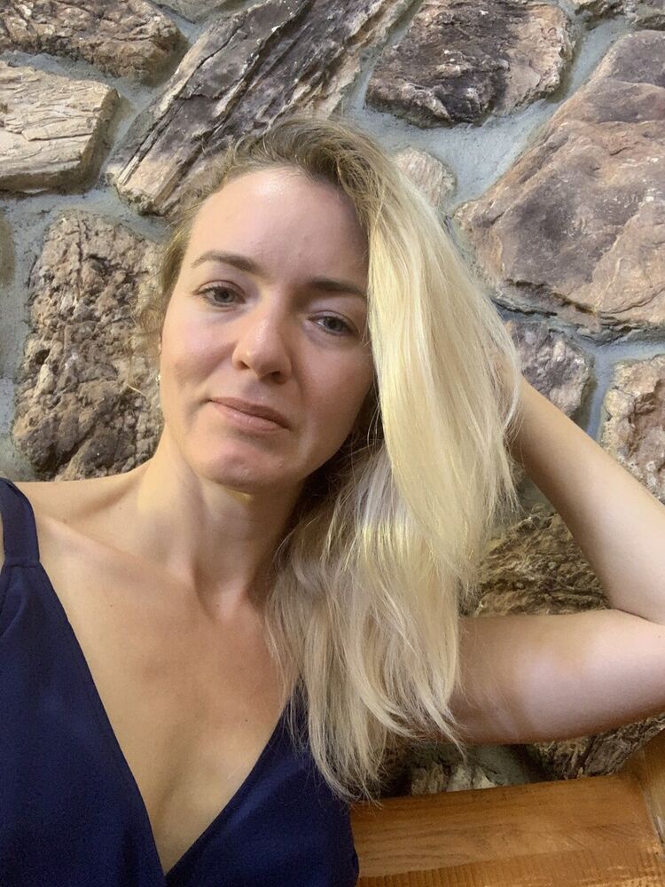  Malaga,   Nadya, 42 ,   ,   , c 