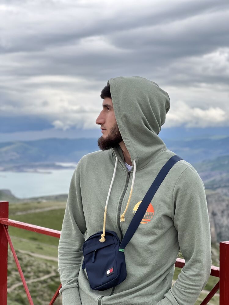  ,   Shamil, 27 ,   