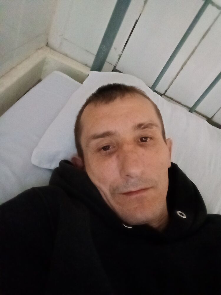  53853308  Vlagimir, 43 ,    