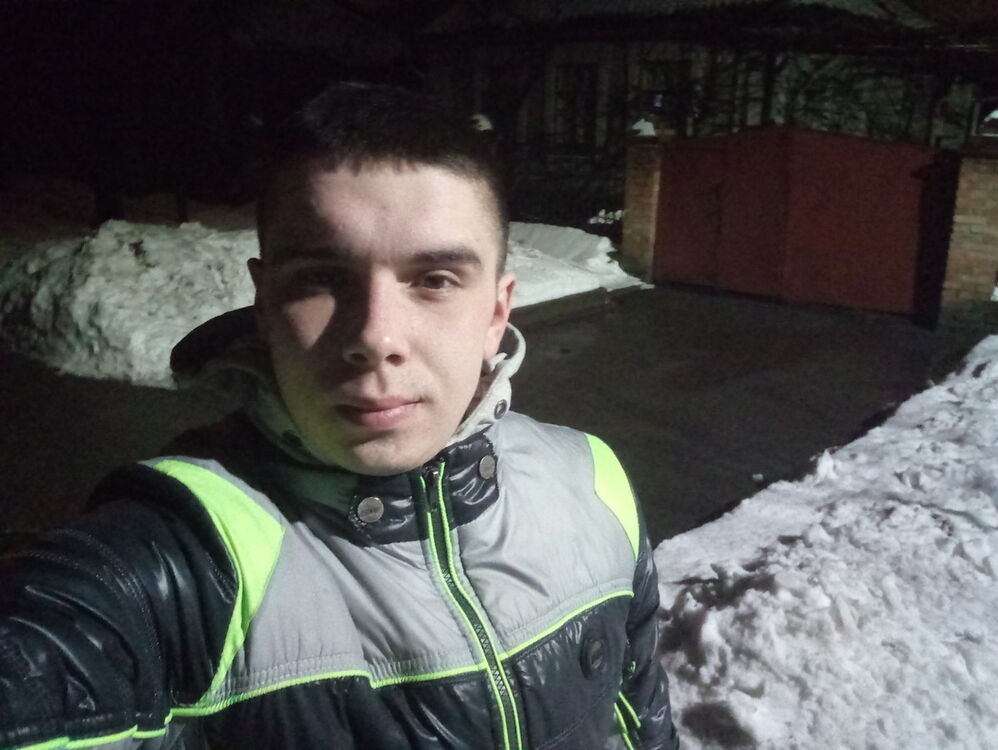  11662198  Oleg, 33 ,    