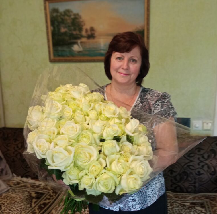  39564218  Svetlana, 57 ,    