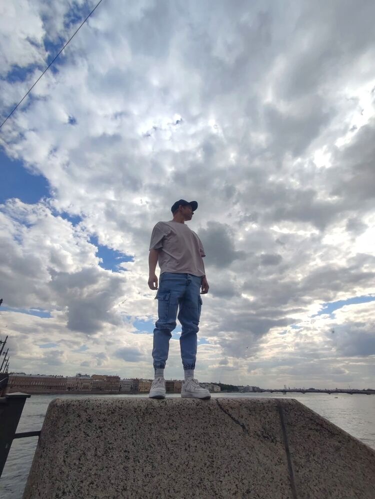  ,   Sergei, 33 ,   ,   
