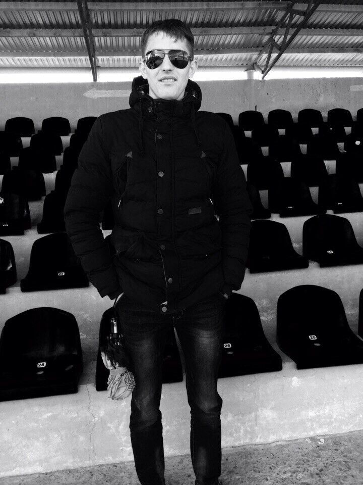  13967868  Borys, 30 ,    