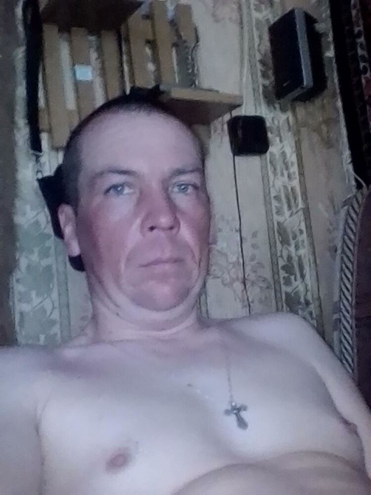 19105738  Dima, 48 ,    