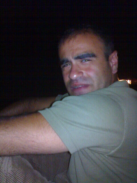  22262288  Erekle, 45 ,    
