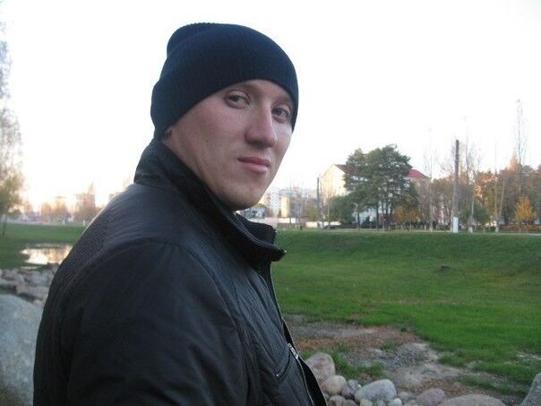  8570158  , 42 ,    -