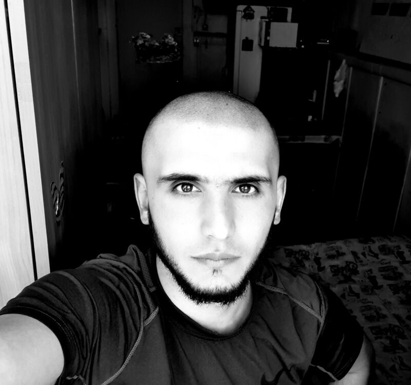  22107308  , 33 ,    