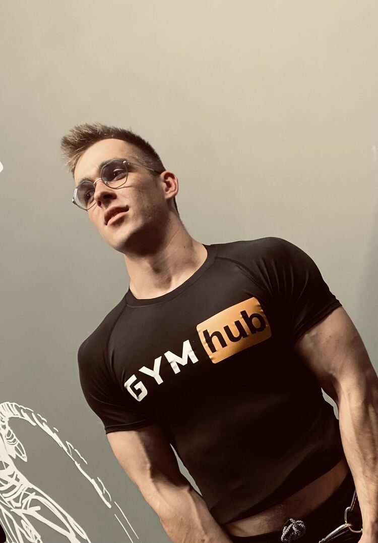 ,   Oleksandr, 24 ,   ,   