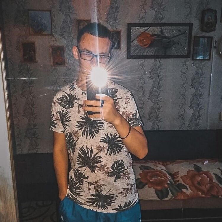  47670428  , 22 ,    