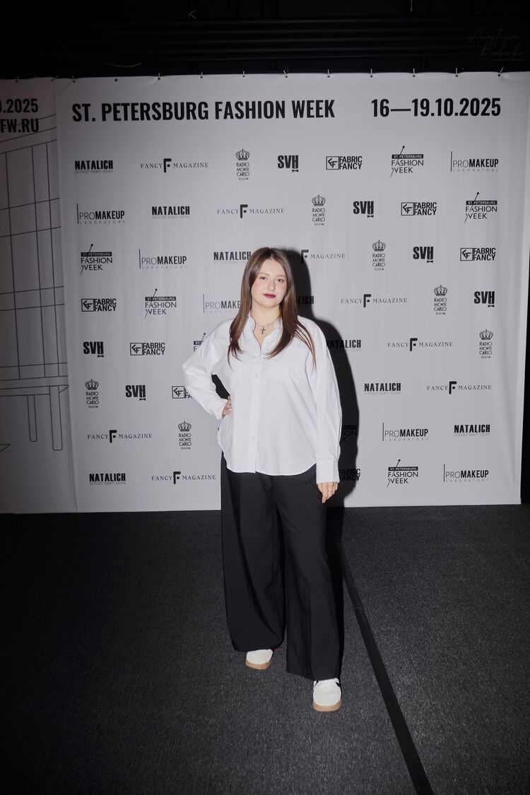  54119788  , 21 ,    -