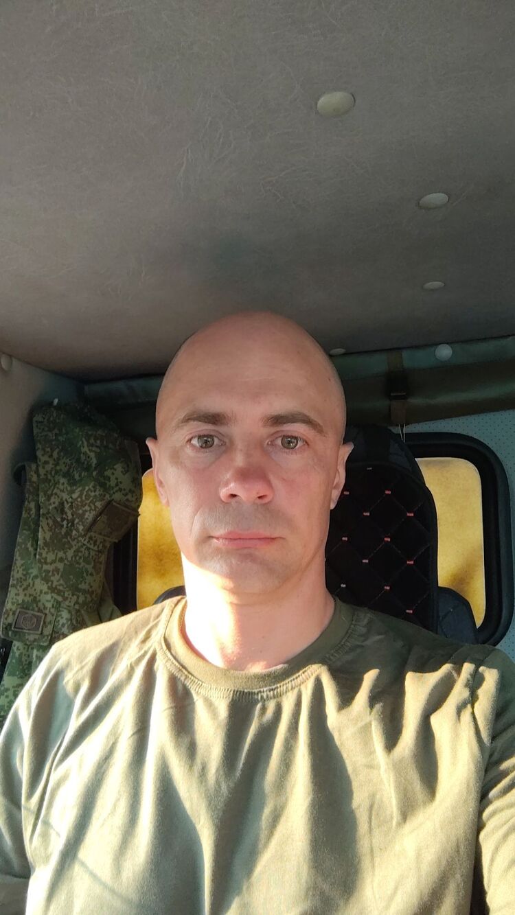  52074038  Vladimir, 38 ,    