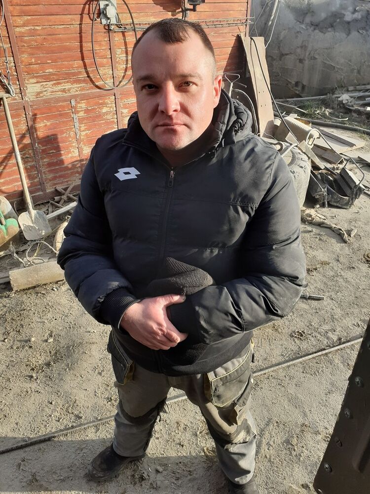  ,   Vovek, 45 ,   ,   , c 