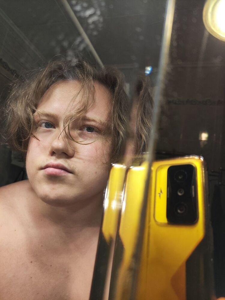  40627448  , 22 ,    -