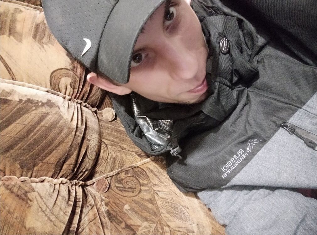  18699288  , 32 ,    