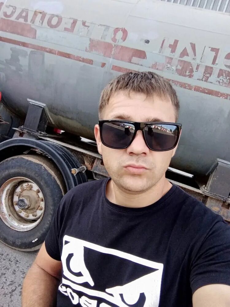 ,   Nik, 38 ,   ,   , c 