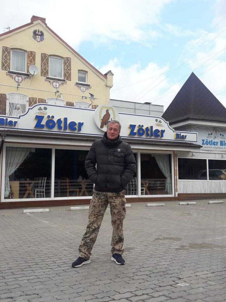  47323398  Yaroslav, 51 ,    